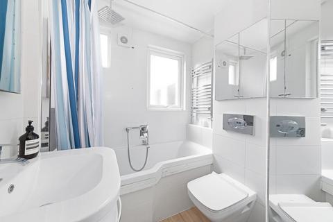 2a Carholme Road, London, SE23 2HS
