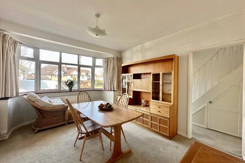 46 Ayr Way, Romford, RM1 4UH