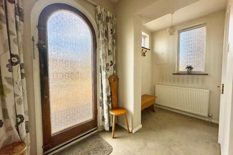 46 Ayr Way, Romford, RM1 4UH