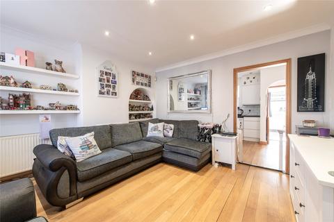 43 Hampton Crescent, Gravesend, DA12 4JD