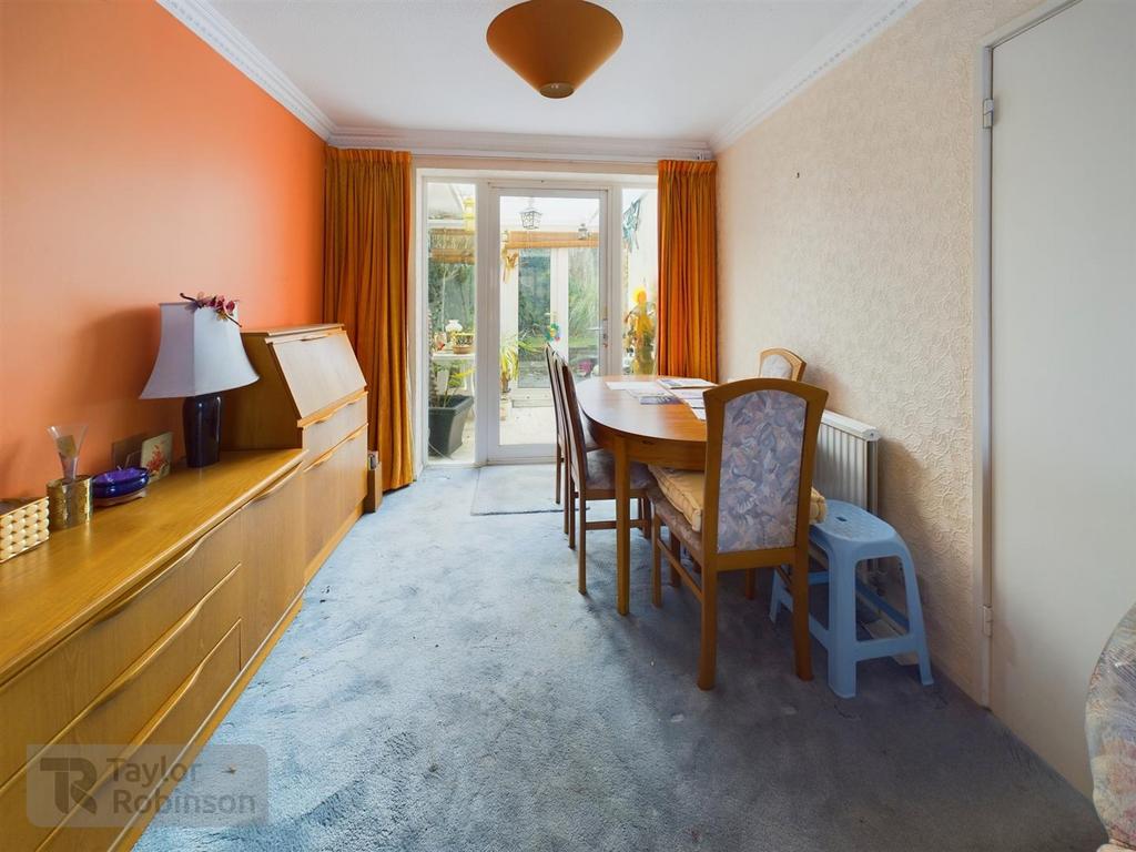 CAM02600 G0-PR0398-STILL002.jpg