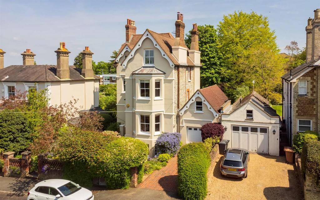 19 Austen Road-5-1920.jpg