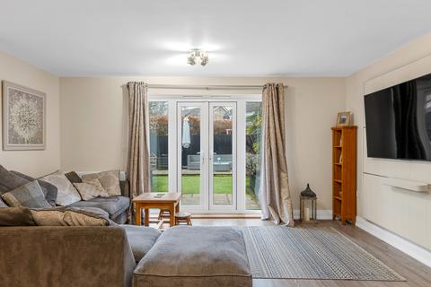 3 bedroom semi-detached house for sale, Meath Gardens, Horley, Surrey, RH6