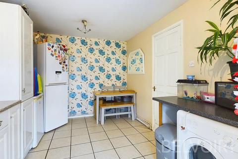 3 bedroom terraced house for sale, Farm Lodge Grove , Telford TF3