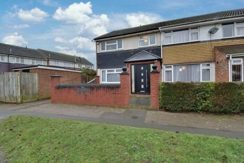 3 bedroom semi-detached house to rent, Nottingham Close, Hertfordshire WD25