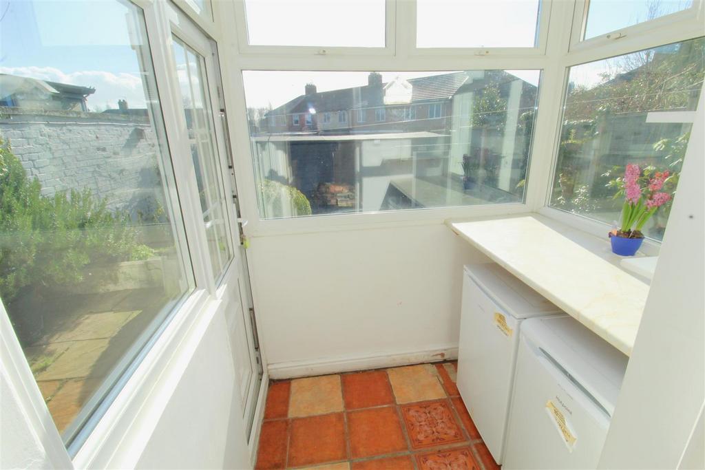 Rear Porch.JPG