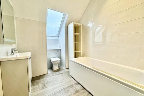 2 bedroom apartment for sale, Westbourne Park Road, Bournemouth, Dorset, BH4