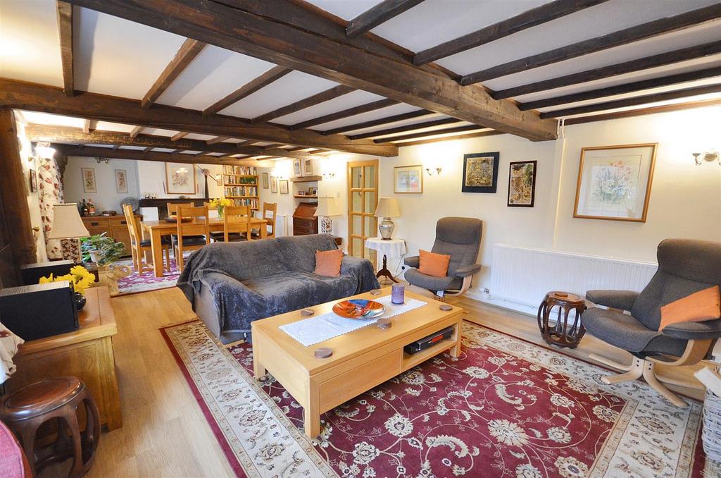Sitting/Dining Room
