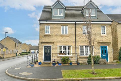 3 bedroom semi-detached house for sale, Haxton Boulevard, Eastburn,