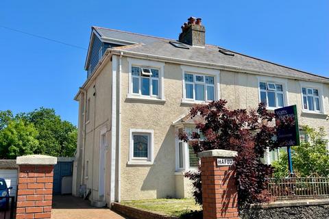 4 bedroom semi-detached house for sale, Brynteg Gardens, Bridgend County Borough, CF31 3EW