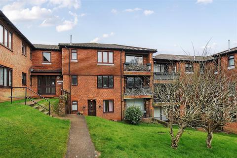 2 bedroom apartment for sale, Tollwood Park, Crowborough