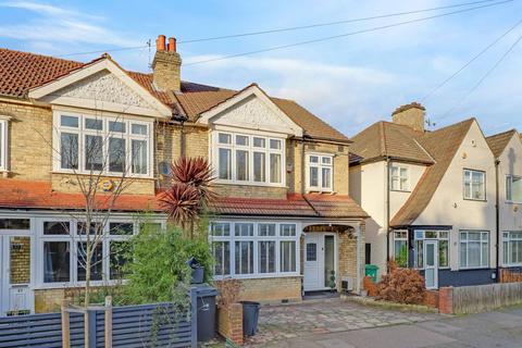 3 bedroom end of terrace house for sale, Warwick Road, Penge. London