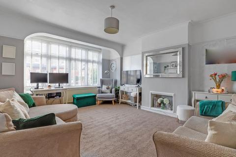 3 bedroom end of terrace house for sale, Warwick Road, Penge. London