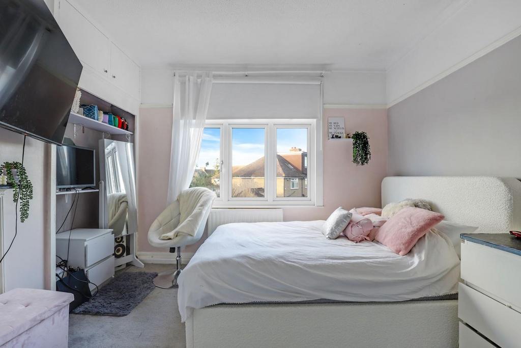 13-67f3 JHProp Wpen - 25 Warwick Road - 37-medium.jp