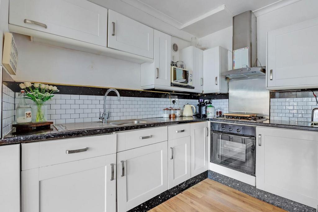 10-583c JHProp Wpen - 25 Warwick Road - 28-medium.jp
