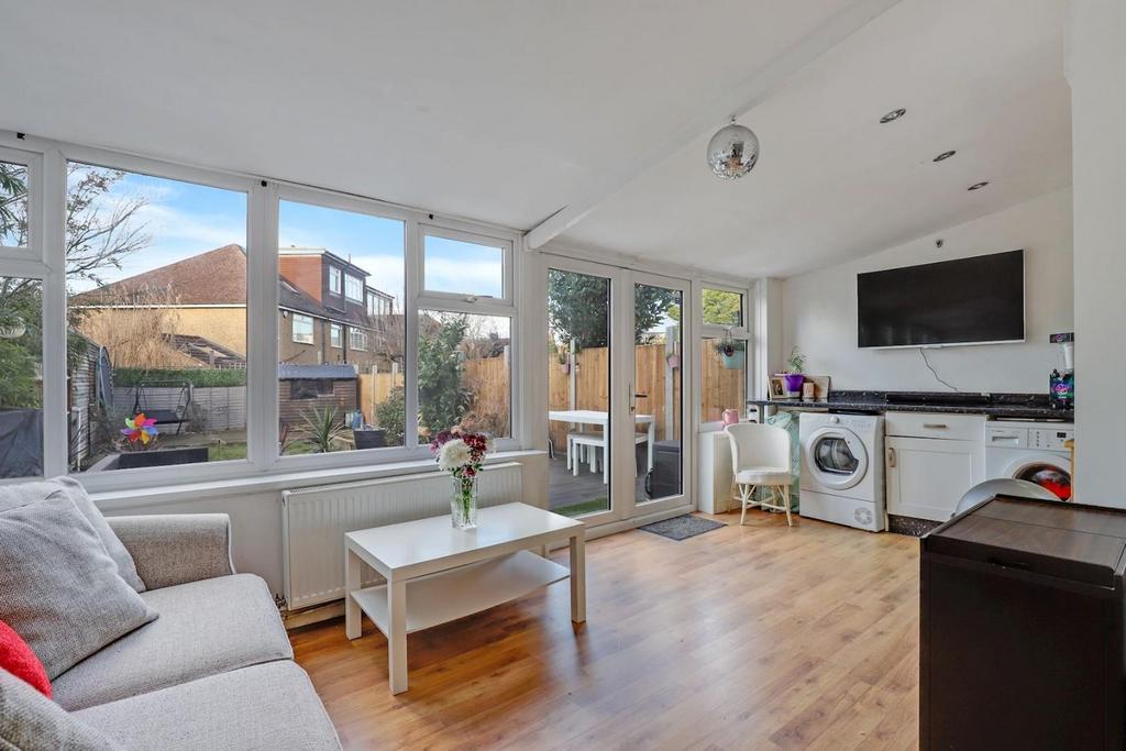 07-f96c JHProp Wpen - 25 Warwick Road - 19-medium.jp