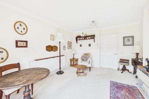 2 bedroom retirement property for sale, The Manor, Church Road, Churchdown, Gloucester