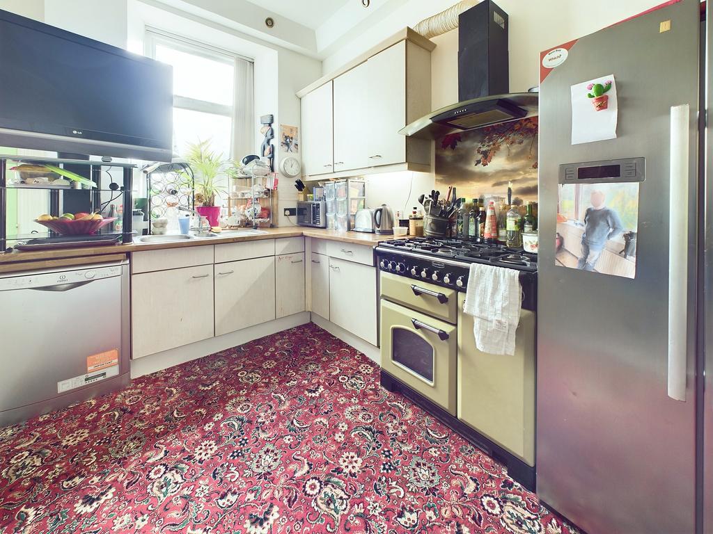 Cam03185 g0 pr0079 still003