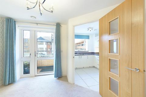 2 bedroom retirement property for sale, Bridge Avenue, Maidenhead SL6