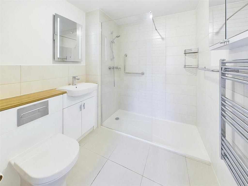 Master En-Suite