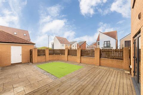 4 bedroom detached house for sale, Elmwood Park Gardens, Newcastle Upon Tyne, NE13