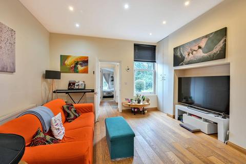 1 bedroom flat for sale, Surbiton Hill Park, Surbiton, KT5