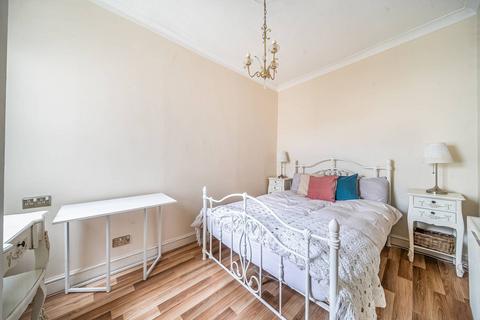 1 bedroom flat for sale, Woodside Green, South Norwood, London, SE25