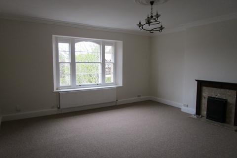 3 bedroom flat to rent, Cambridge Park, Bristol BS6