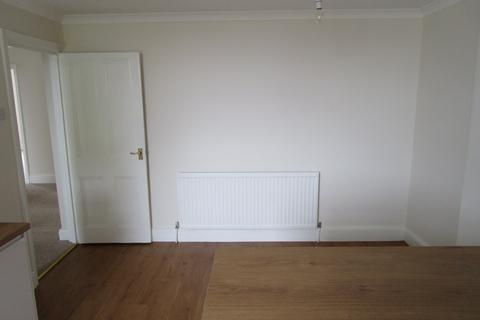 3 bedroom flat to rent, Cambridge Park, Bristol BS6