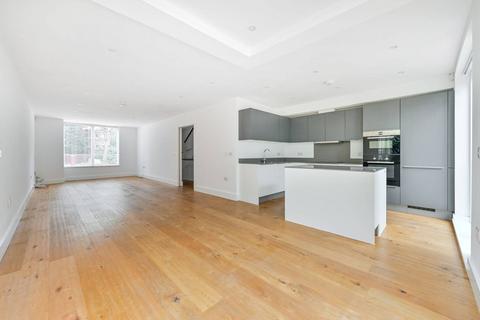 6 bedroom semi-detached house to rent, Cambridge Road, East Twickenham, Twickenham, TW1