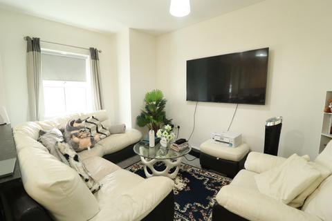 1 bedroom apartment for sale, Bessemer Close, Basildon, Essex, SS16