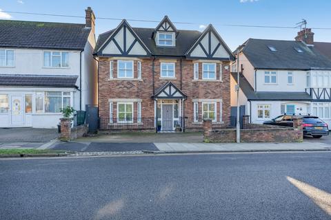 5 bedroom detached house for sale, Salisbury Avenue, St Albans