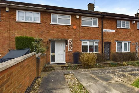 3 bedroom terraced house to rent, Wokingham Avenue, Leicester, LE2