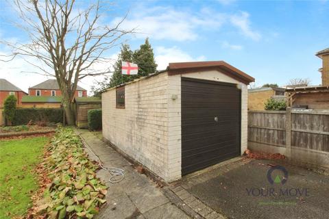 2 bedroom bungalow for sale, Rosslyn Road, Coalville LE67