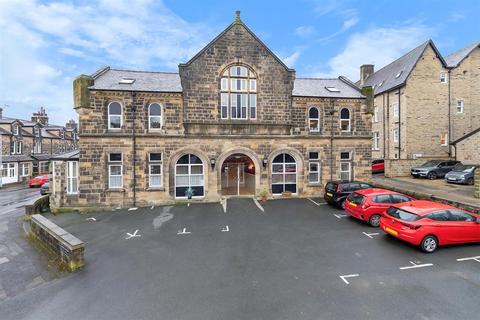 Grove Square, Ilkley LS29