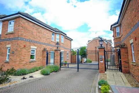 2 bedroom apartment for sale, James Villa, Gilbert Mews, Leighton Buzzard, LU7 1NG