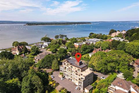 3 bedroom flat for sale, Alington Road, Evening Hill