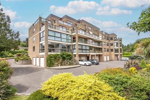 3 bedroom flat for sale, Alington Road, Evening Hill