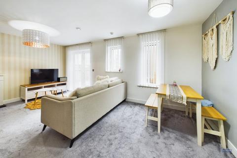 2 bedroom flat for sale, Briton Street, Southampton