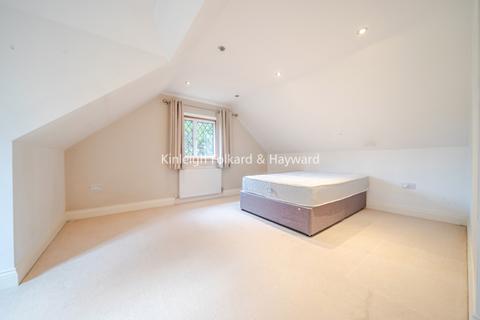 1 bedroom house to rent, Croydon Road Keston BR2