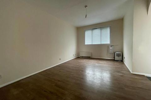 1 bedroom flat to rent, Bridge Meadows, London SE14