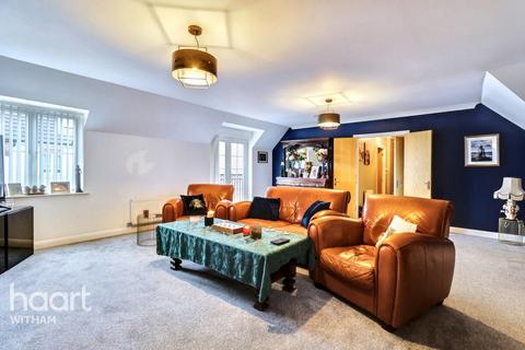 2 bedroom coach house for sale, Tucker Drive, Witham