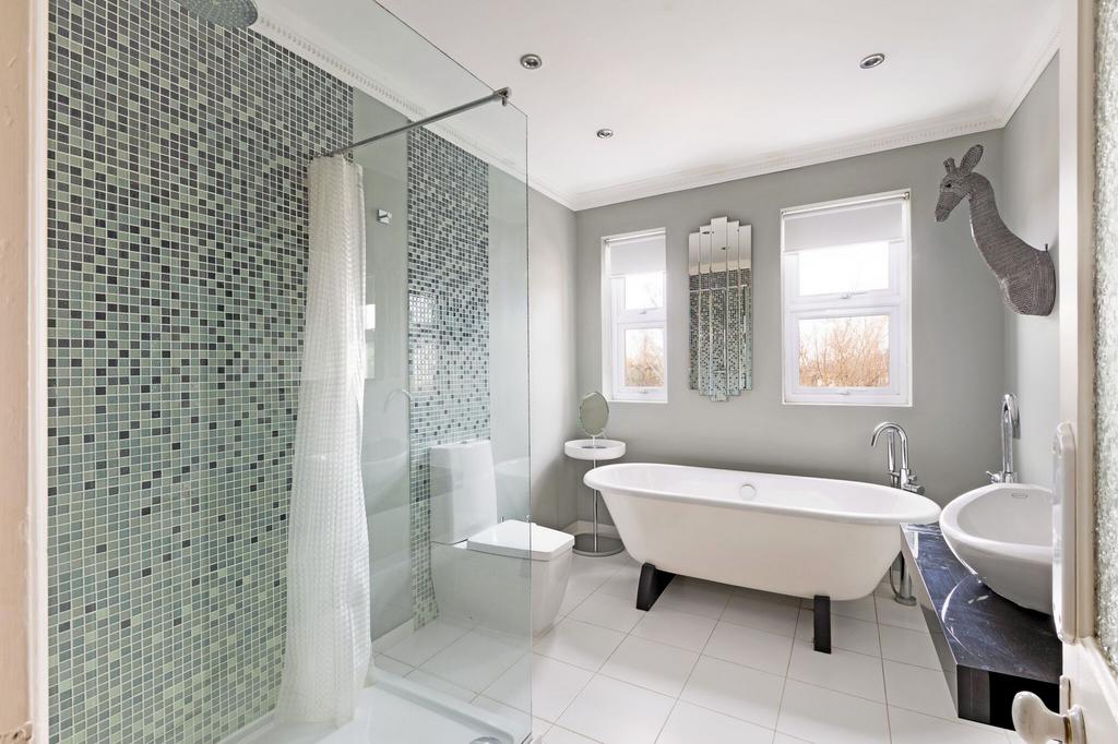 Family bathroom