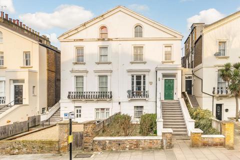 3 bedroom flat for sale, St. Augustines Road, London NW1