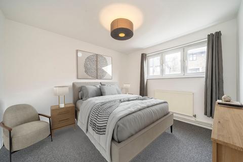 33a The Heights, London, SE7 8JL