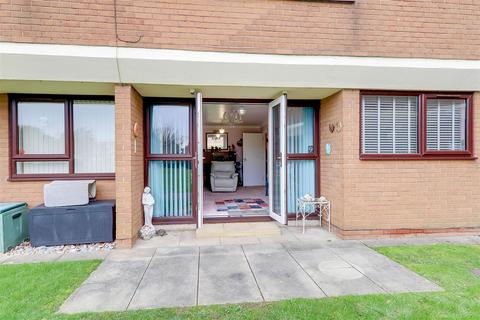 1 bedroom retirement property for sale, Guardian Court, Rogate Road, Worthing