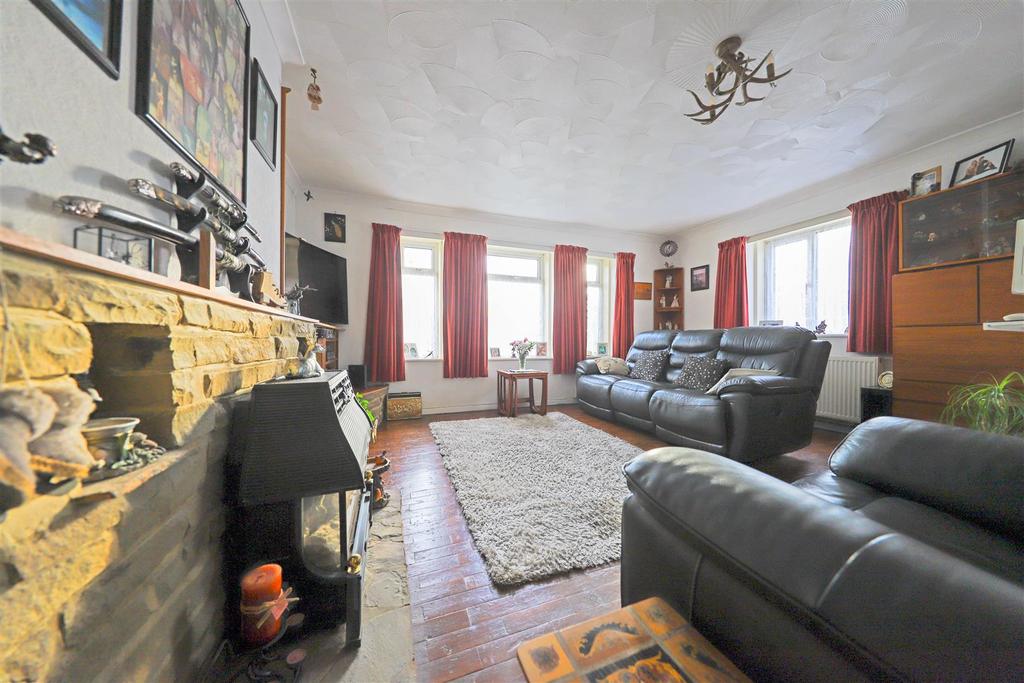 Nicholas james west way living 1.jpg