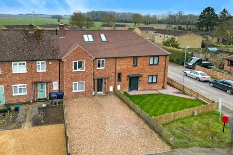 4 bedroom terraced house for sale, Queens Close, Cambridge CB22