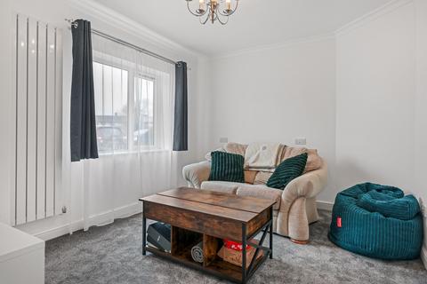 19 Queens Close, Harston, Cambridge, CB22 7QW