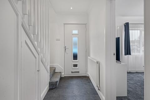 19 Queens Close, Harston, Cambridge, CB22 7QW